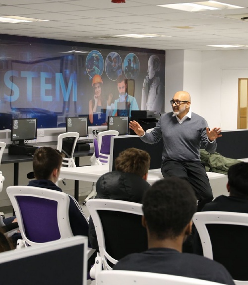 Trust Governance Visit: Inspiring Students​​​​​​​